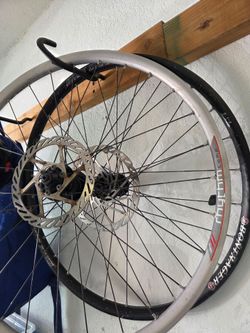 Bontrager mtb wheels and rotors 26  inch