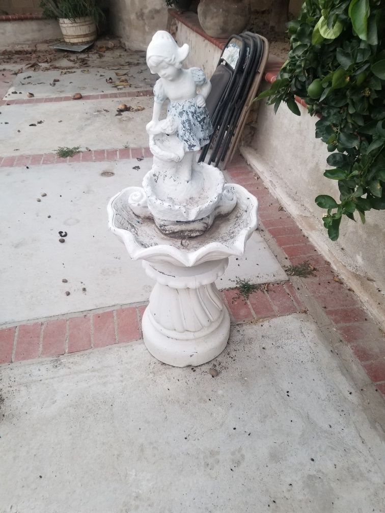 Small fountain