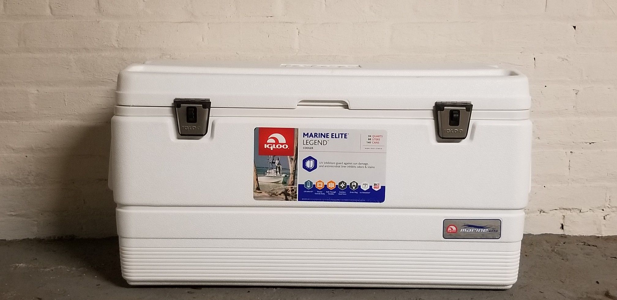 Igloo marine elite 94 quart cooler 2025