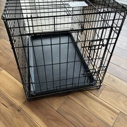 Metal Medium Crate / Kennel For Dogs, Pets