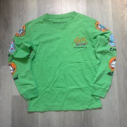 Green sweatshirt T