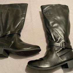 Women’s 16-1/2” Time & Tru Black Zip Up Boots Size 8.5