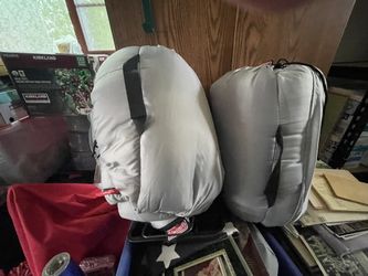 Coleman Sleeping bags (2)