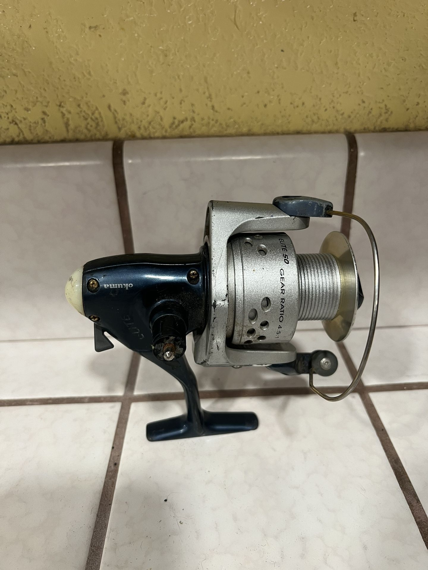 Fishing Pole Reel