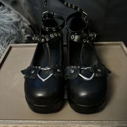 Platform Maryjane’s ( Size 8 In Woman’s)