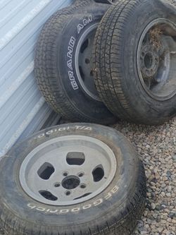 Vintage mag wheels 15x 7.5 rims