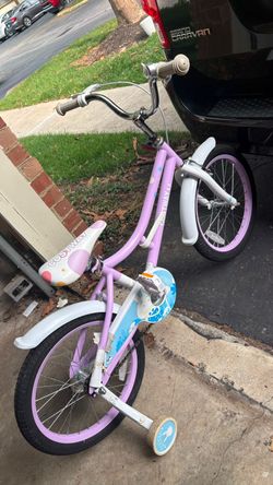 Girls' Bike - Excellent Condition - $50  Bicycle 18”