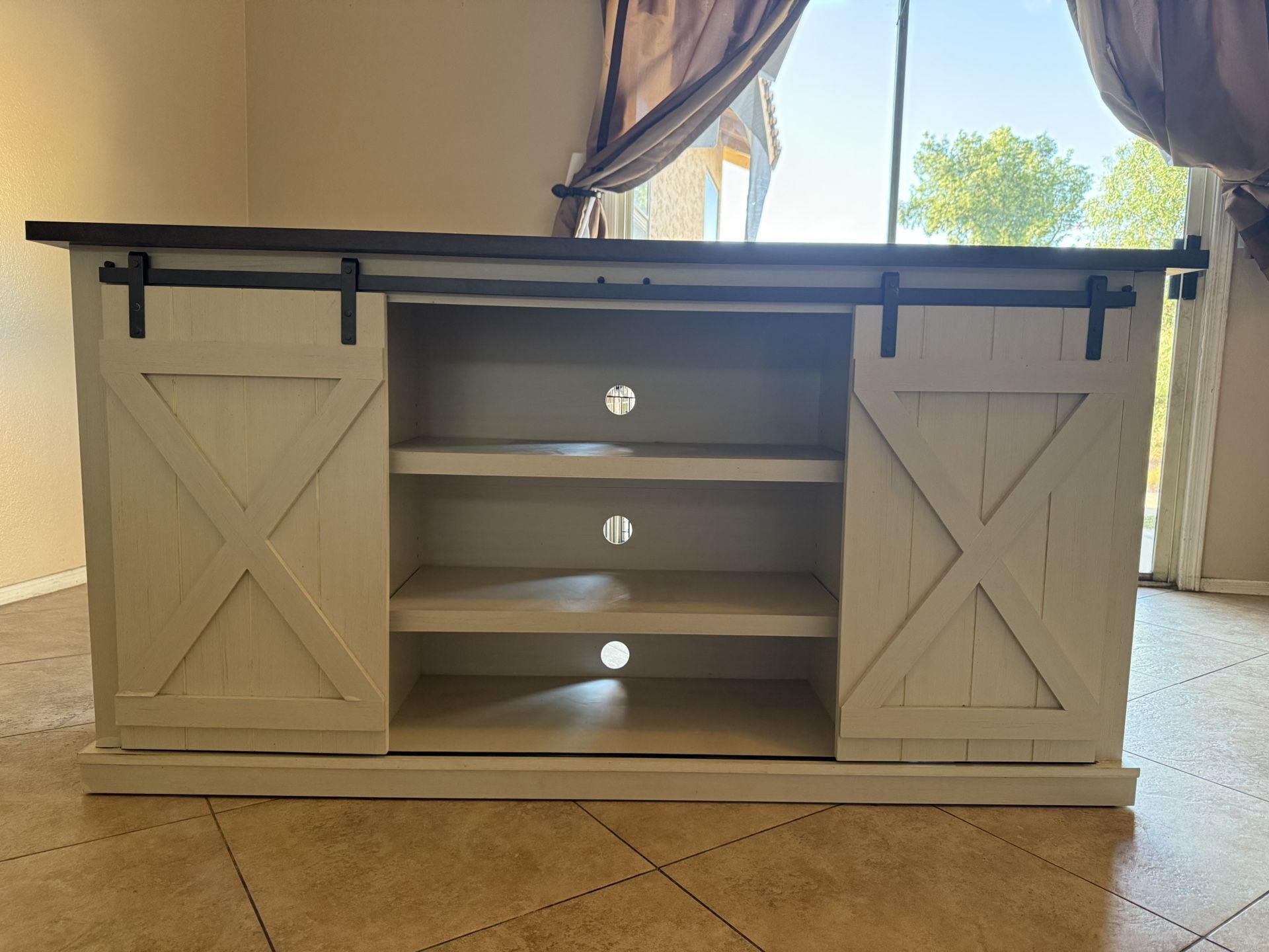 Farmhouse Tv Stand