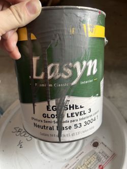 Rodda Lasyn – 1 Gallon – Eggshell Interior Acrylic – Zen Retreat (½ Full)
