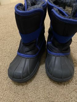 Kids snow boots