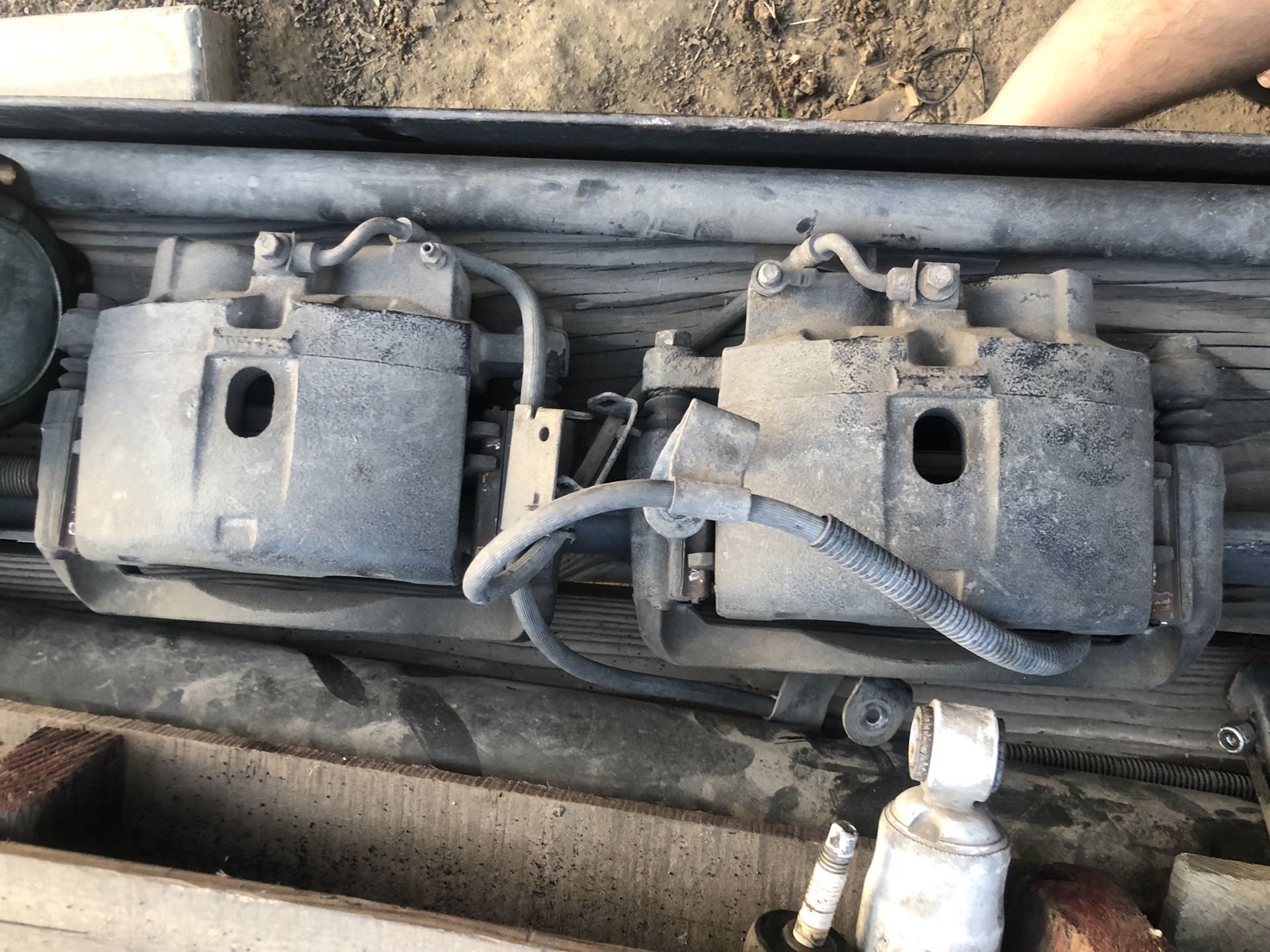 Chevy 2006 duramax suspension parts rear axel leaf springs control arms