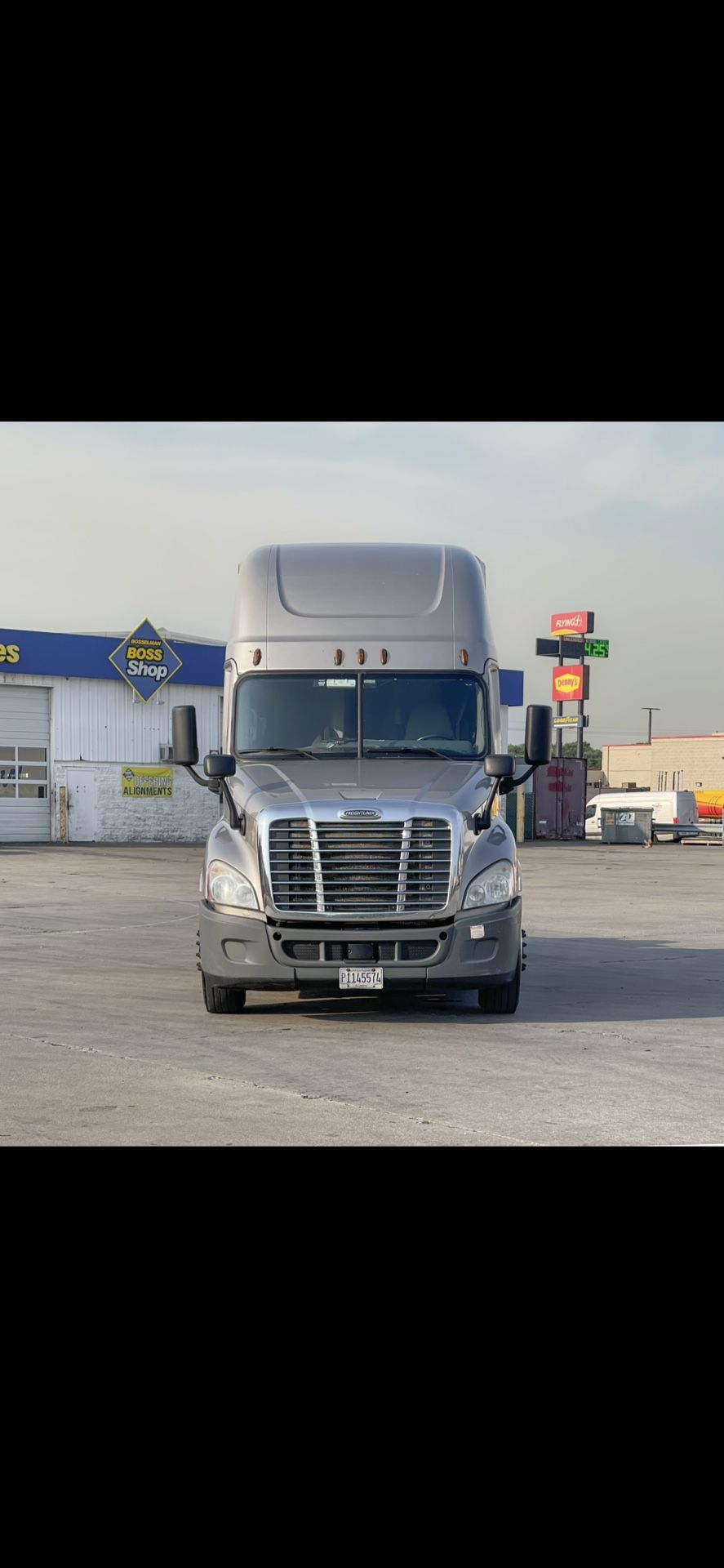 2016 Freightliner Cascadia