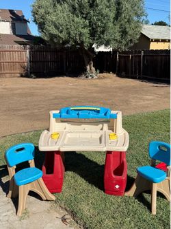 Kids Table