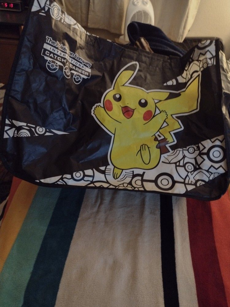Pokemon Large Pokemon Black Bag. The Pokemon Company International Catch A Career. Hard To Find. Cash Porch Pickup Redmond