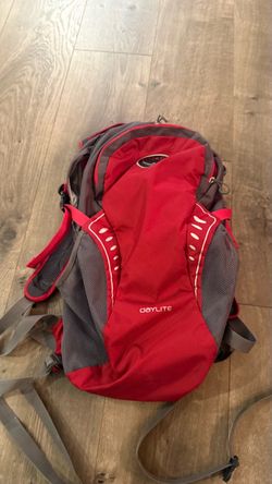 Osprey Daylite Backpack - Red
