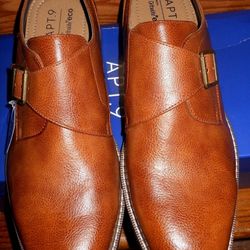 The APT.9 Men's size 10.5 single strap desss shoe in Cognac