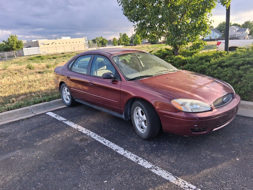 2006 Ford Taurus