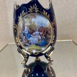 VTG: Limoges Cobalt Blue Gold Trim Colonial Times Footed Porcelain Egg Shaped Vase 