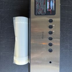 food vacuum with roll of bag