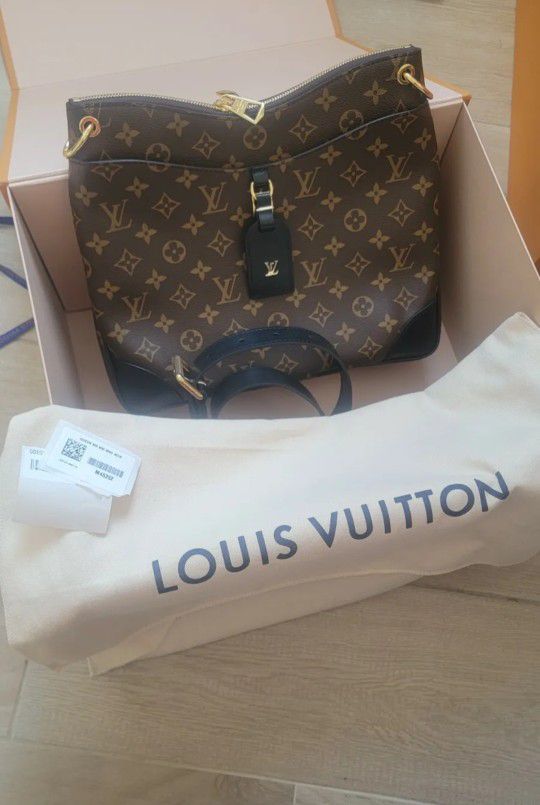 Louis Vuitton Odeon Bag 2500