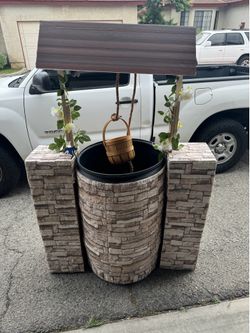 🪣🌿 Handmade Decorative Wishing Well Prop – Rustic Garden / Event Decor! 🌿 🪣