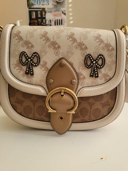 Coach Cherry Leather Bag for Sale in Orlando, FL - OfferUp