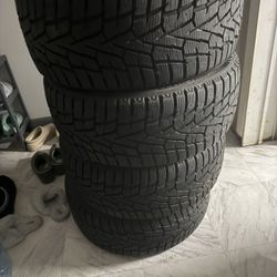 4 Michelin Ice Tires - 225/45 R17