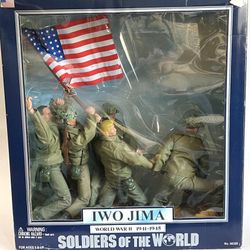 Soldiers of the World 98399 World War II 1(contact info removed): Iwo Jima 1/6 Scale Diorama Jointed Action Figures