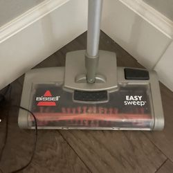 Bissell East Sweep Rechargeable Vacuum 