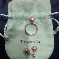 conjunto de aretes y anillo TIFFANY PLATA 925 