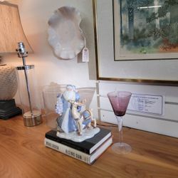 Thomas Kinkade “A Holiday Gathering” Illuminated Christmas Sculpture