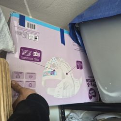 Bunch off hot wheel. For sale.. more then 400