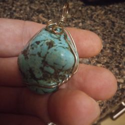 TURQUOISE PENDANT WIRE WRAPPED