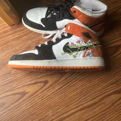 Jordan 1 Mid SE