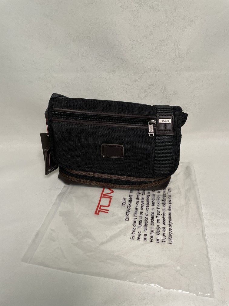 Tumi Alpha Bravo Beale Messenger Bag