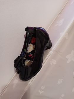 Girls 7 healthtex shoes