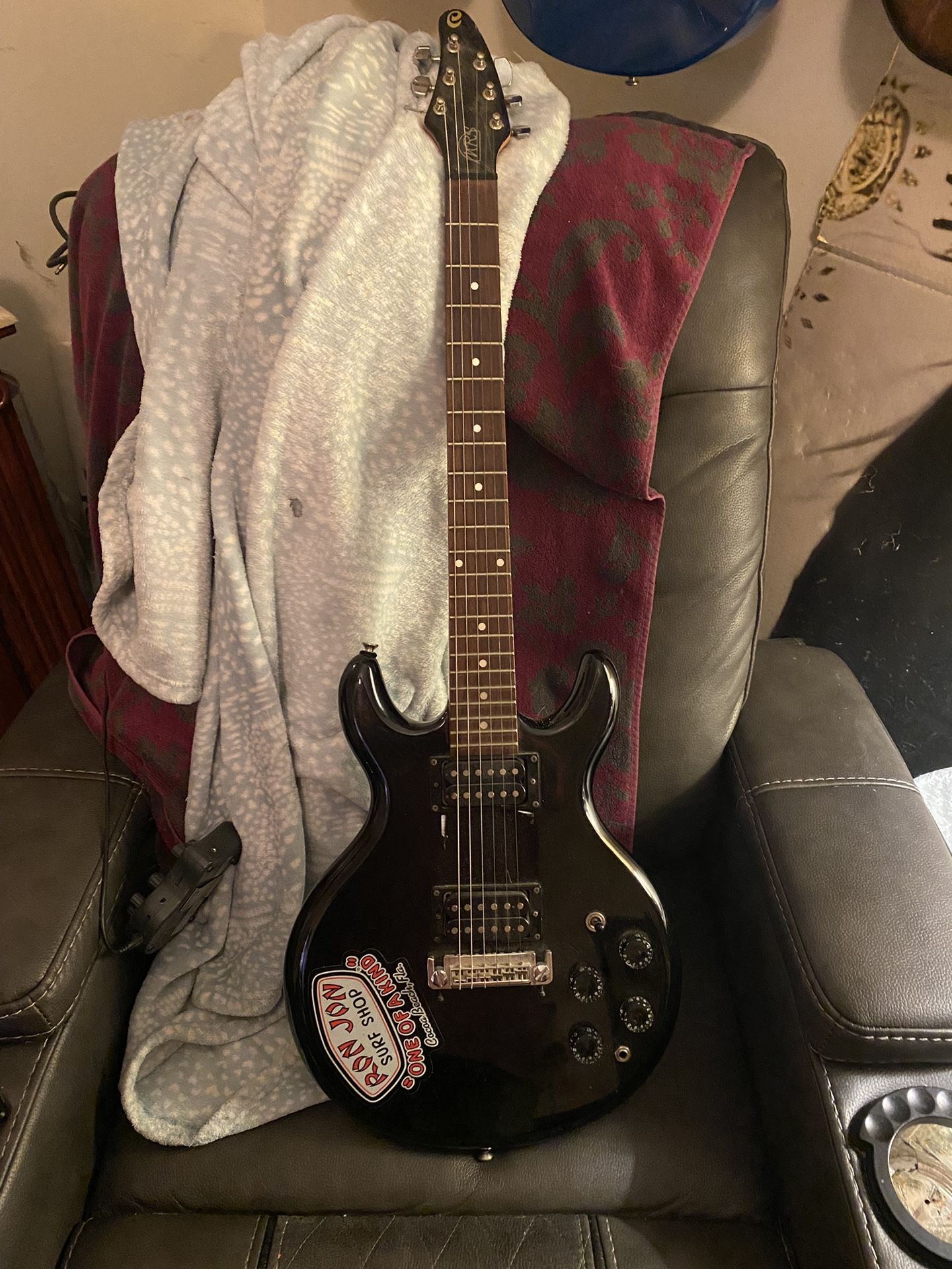 Vintage-ish Cort MRS Guitar