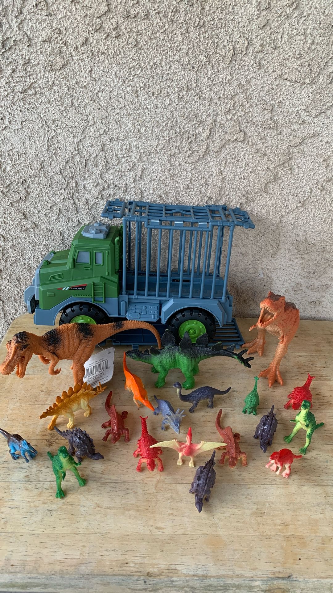 DINOSAUR TRUCK,DIFFERENT DINOSAURS 🦕 🦖