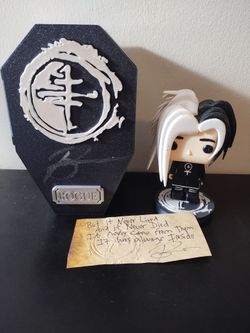 Rare The Crüxshadows Rogue Convention-Signed Coffin Display – Signed Figure & Card