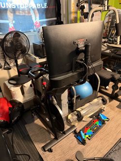 Yesoul Indoor Exercise Bike with 21” Screen