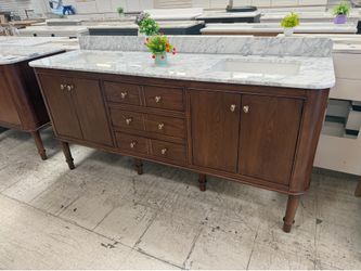 Bathroom cabinet