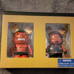 Disney Marvel Vinylmation Red Hulk & She Hulk