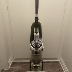 EUREKA FloorRover Dash NEU526