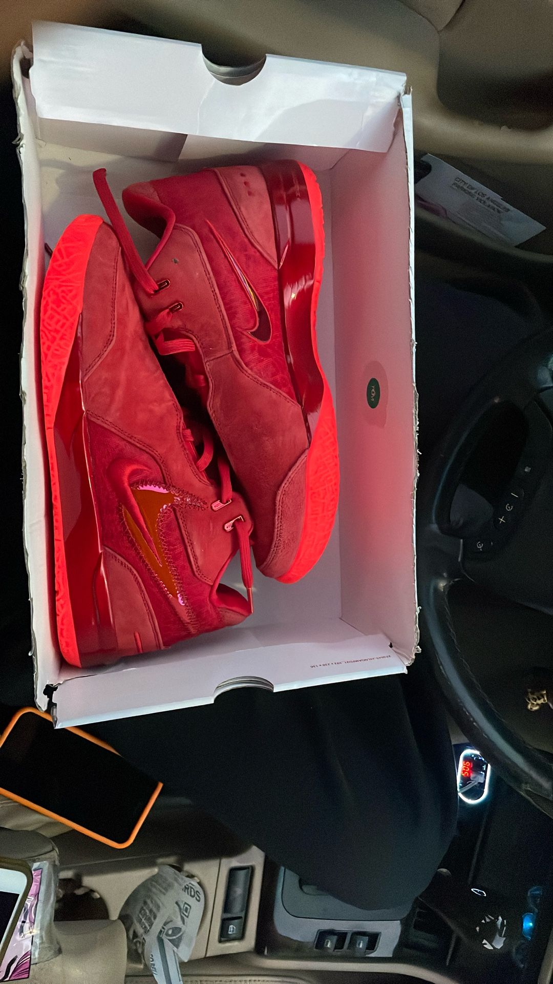 Nike lebron Men Shoes