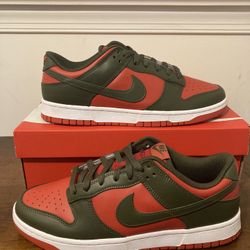 Nike Dunks