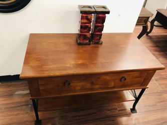 Hallway table with drawers