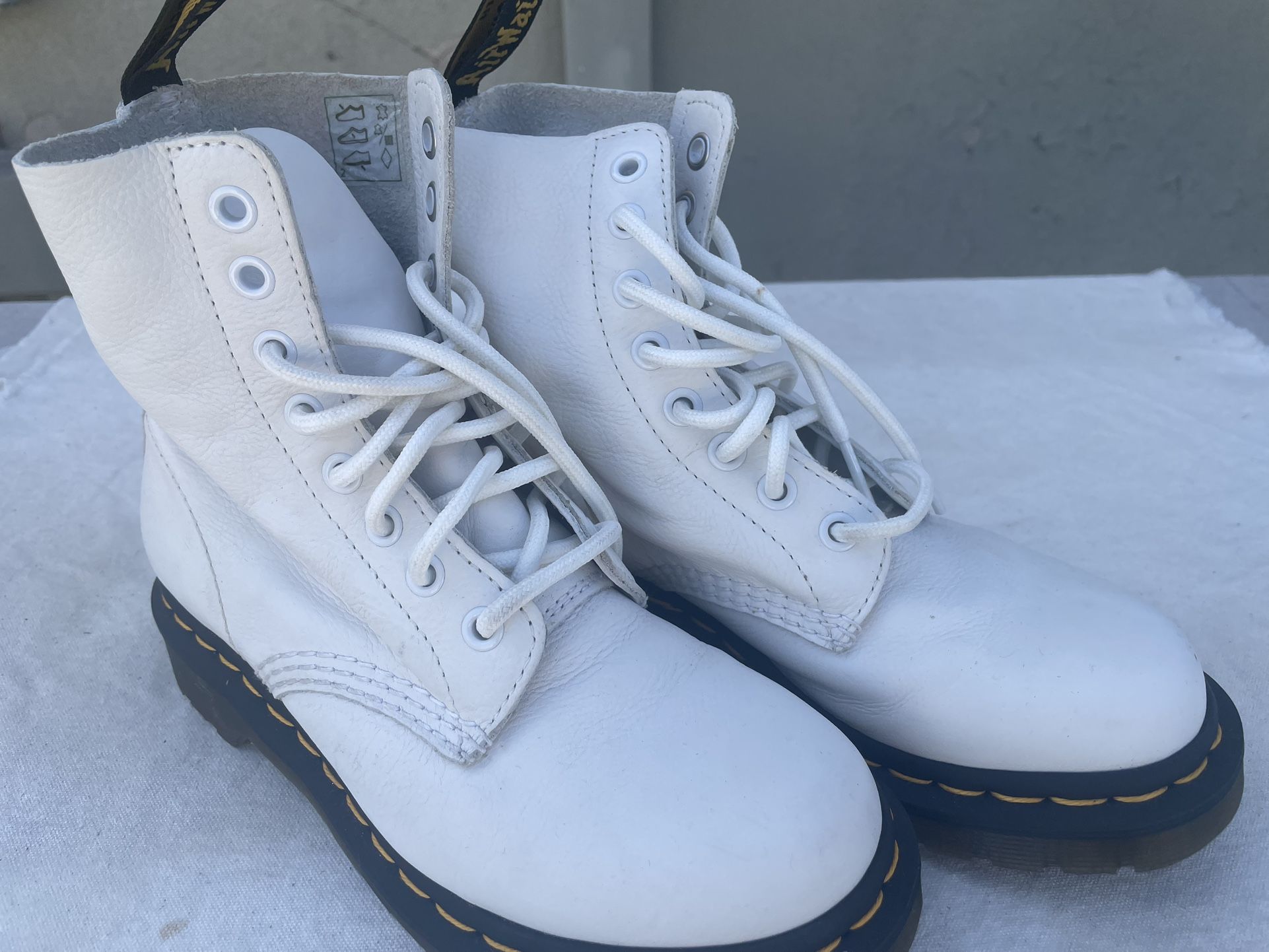 Dr. Martens Size 5 White Boots