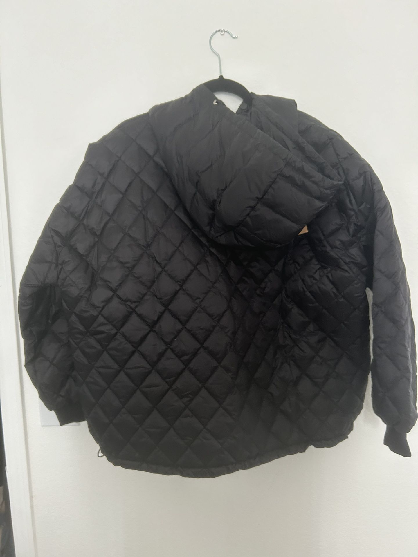 Black Puffer Jacket for Sale in Henderson, NV - OfferUp