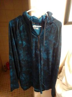 Training Fit Hoodie Long Sleeve Shirt 