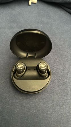JBL earbuds